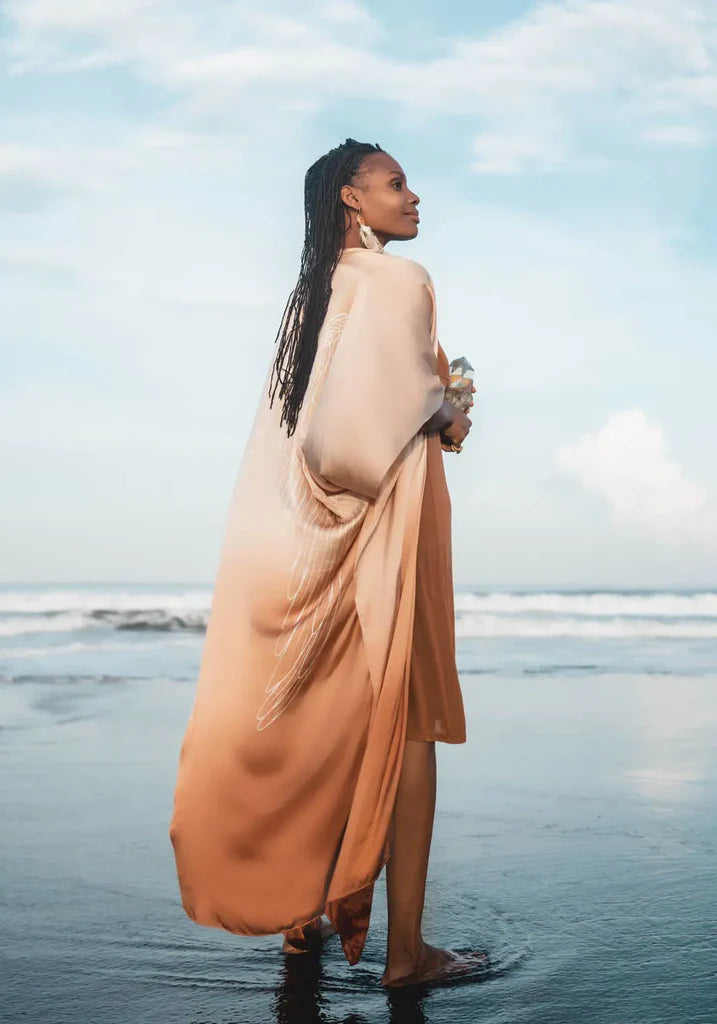 She Who Commands — Divine Ombre Silk Kimono 125 cm