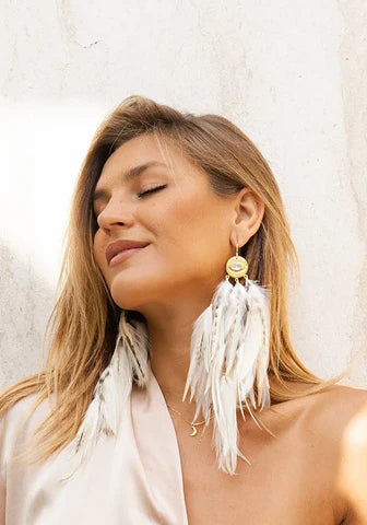 She Who Expresses — Cream Feather Earrings (Small)